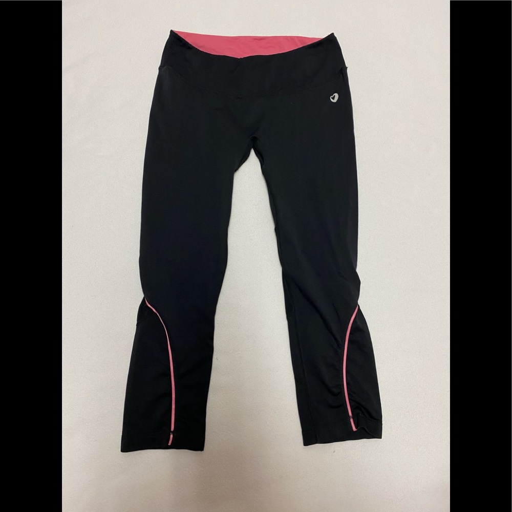Shoactive cropped mesh panel leggings black pink